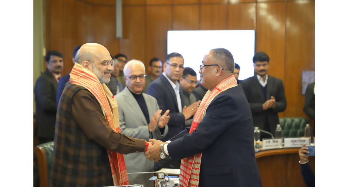 Amit Shah statement on illegal infiltration in Bengal बंगाल से घुसपैठ खत्म करेंगे, अवैध घुसपैठियों को चुन-चुनकर बाहर करेंगे