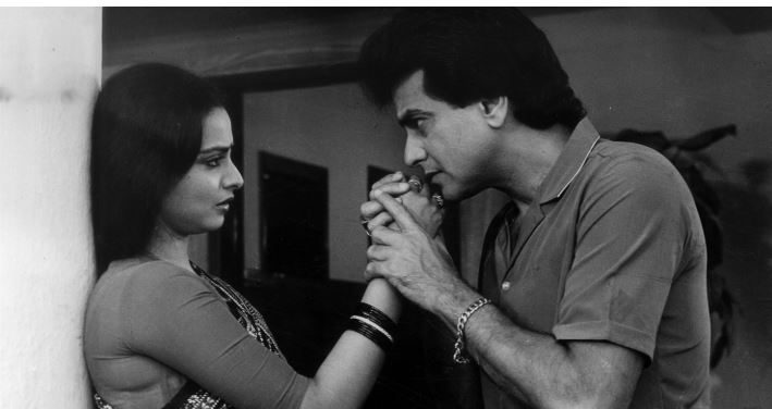 Rekha Jeetendra controversy| 46 साल पुराने गाने में रेखा का जलवा, जितेंद्र को गर्लफ्रेंड्स संग देखकर भड़क गई थीं अदाकारा, पिता के सामने खोली थी पोल