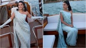 राधिका मर्चेंट वेनिस में साड़ी-गाउन फ्यूजन लुक नाव पर