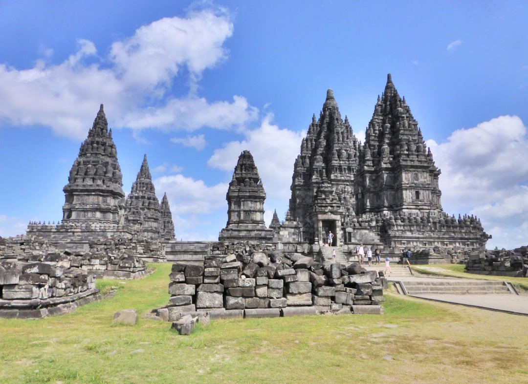 प्रम्बानन मंदिर इंडोनेशिया UNESCO विश्व धरोहर — Prambanan Temple Yogyakarta PM Modi Visit