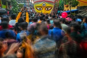 गोरखपुर विसर्जन हादसा: हाईटेंशन तार से 3 की मौत, जांच कमेटी बनी