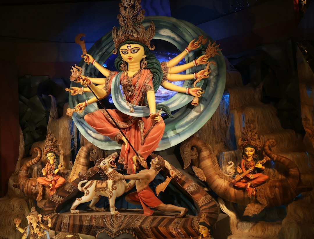 मां कालरात्रि पूजा नवरात्रि के सातवें दिन की प्रतीकात्मक दुर्गा पूजा तस्वीर